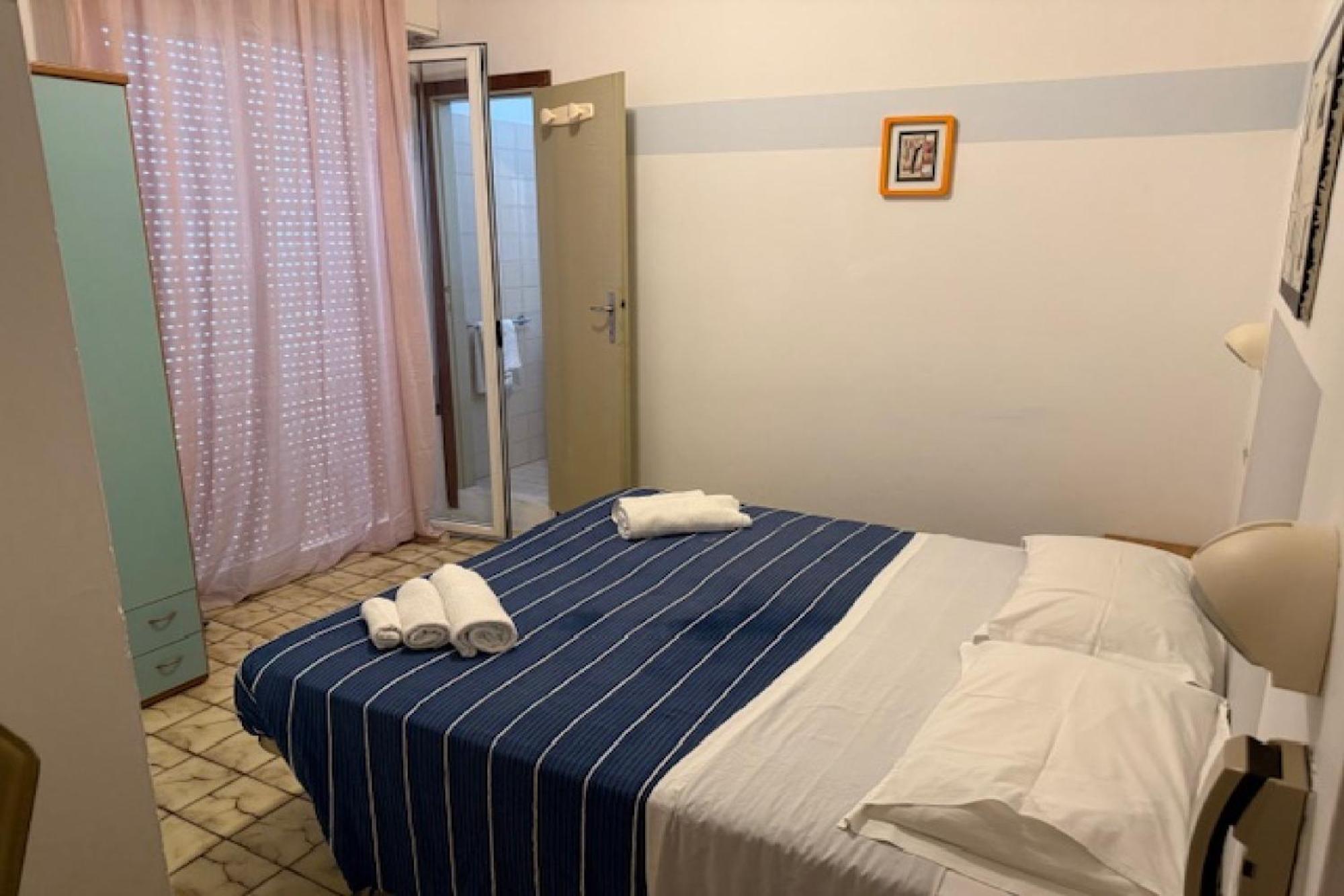 Hotel Nives Римини Экстерьер фото