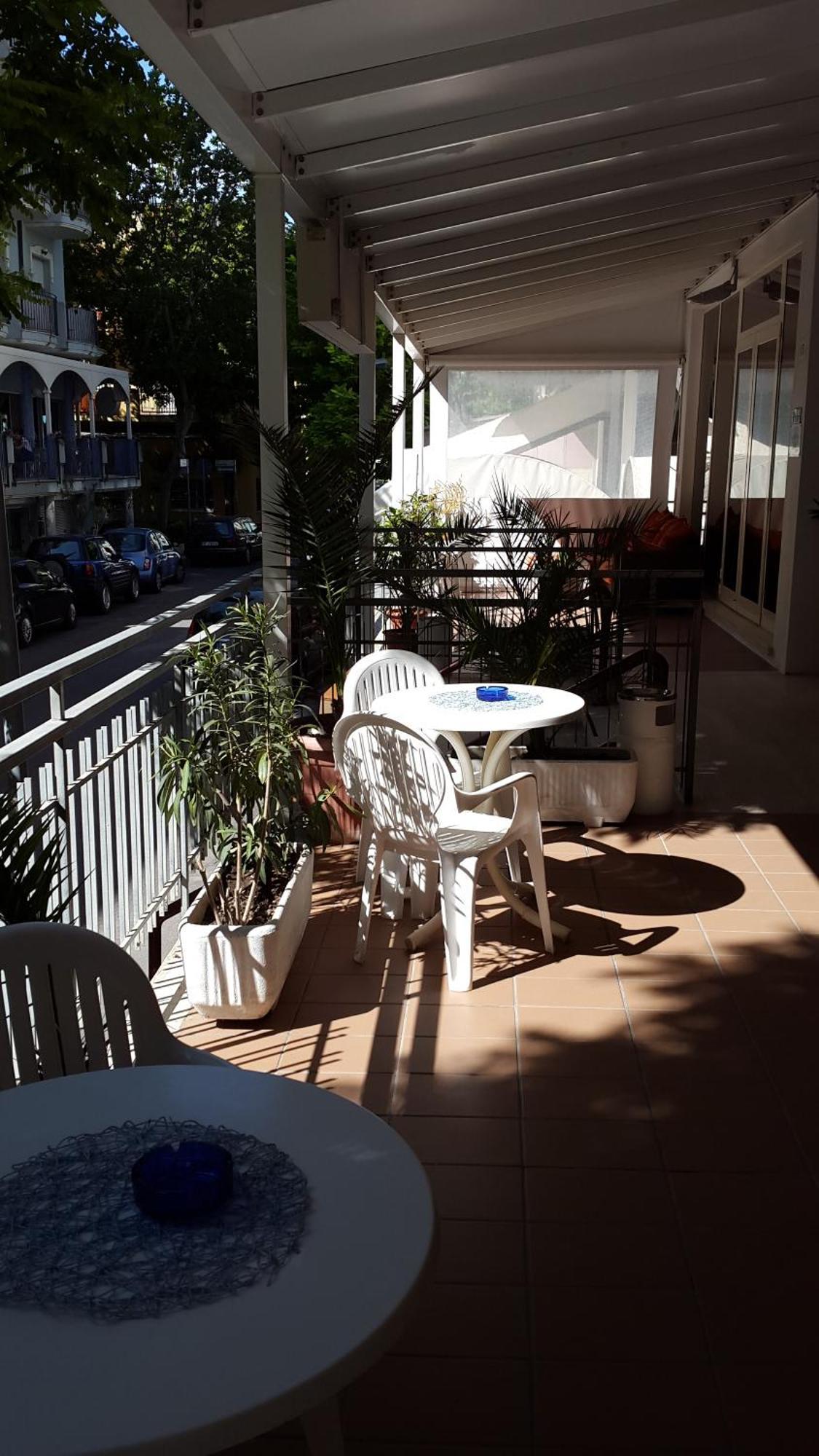 Hotel Nives Римини Экстерьер фото