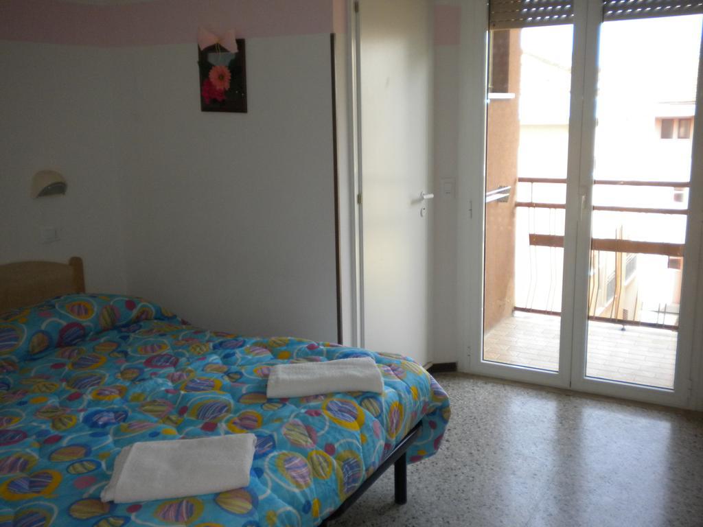 Hotel Nives Римини Номер фото